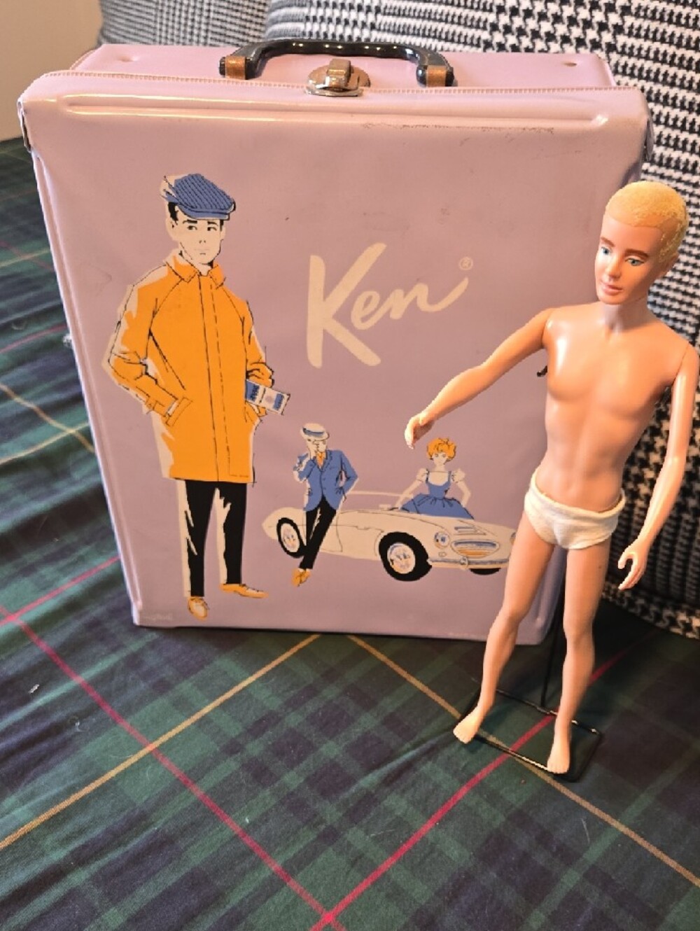 Vintage Ken Doll Blonde Hair with White Briefs, Case And Clothes - Picture 4 of 15